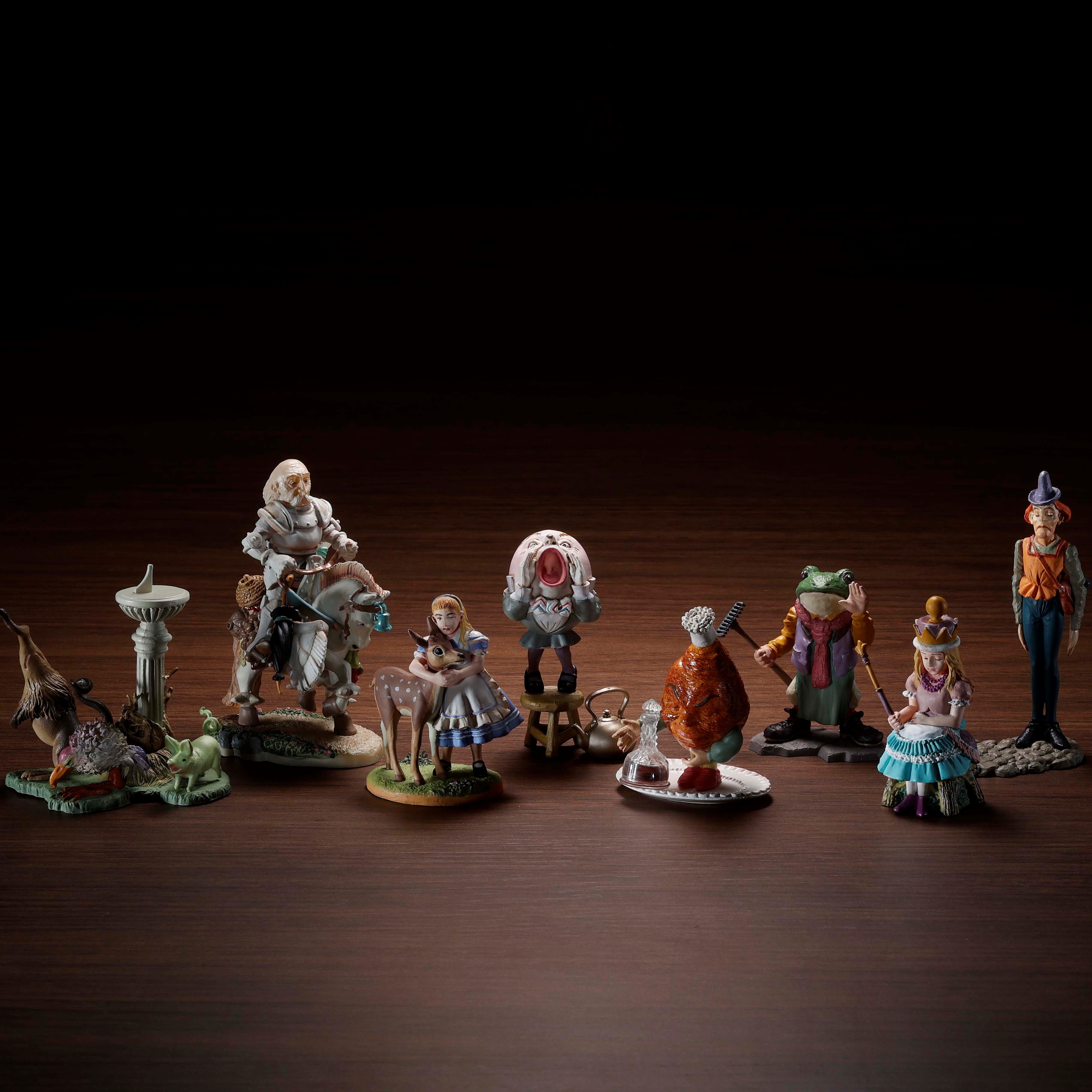 北陸製菓☆不思議の国のアリス☆アリスのティーパーティー☆フィギュア☆