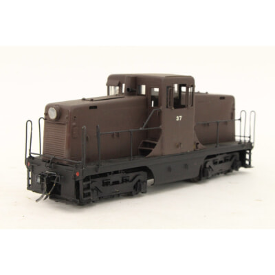 買取実績 |デアゴスティーニ C62 「つばめ」 蒸気機関車 SL ゴールド