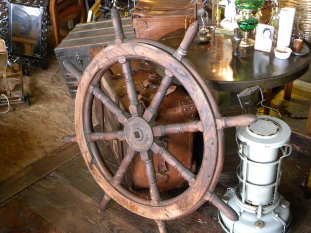 大きな船の舵 操舵 アンティーク 大型木製ラット 船舶用ハンドル
