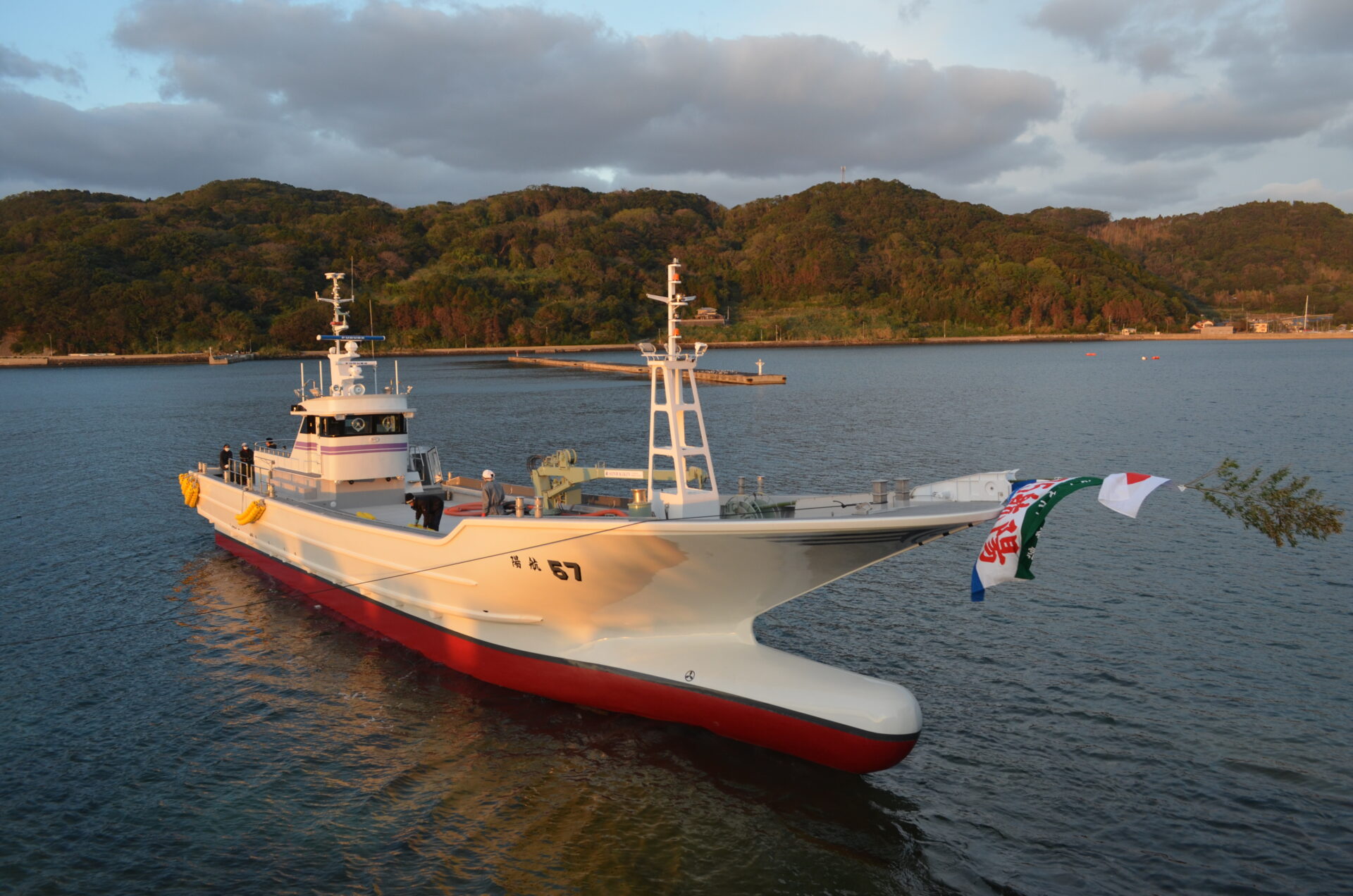 有限会社柏木造船所 | 長崎佐世保 – 旋網漁船、底引網漁船、イカ