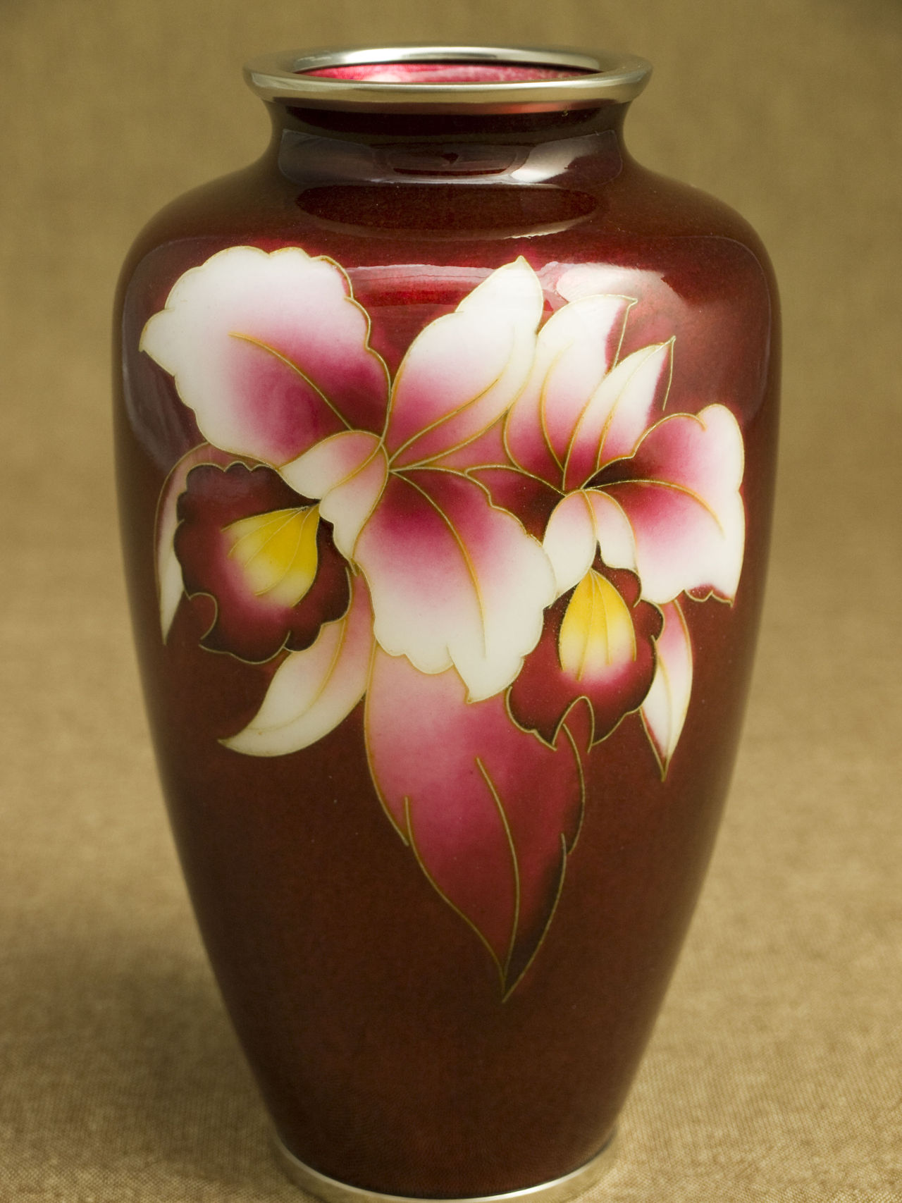 6寸並形赤透け カトレア 花瓶 | 製品 | 加藤七宝製作所ウェブサイト