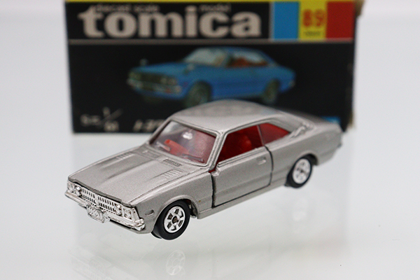 ミニカーショップ ケンボックス トミカ 黒箱☆89☆トヨタコロナ 2000GT