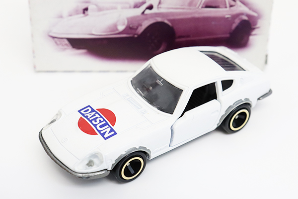 ミニカーショップ ケンボックス トミカ特注（日本製）日産フェアレディ