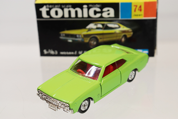 ミニカーショップ ケンボックス トミカ 黒箱☆74-1-1☆日産ローレル