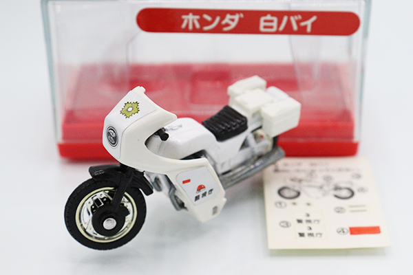 トミカ NO.4 ホンダ 白バイ ミニカー ダイキャスト トミカ MC0087