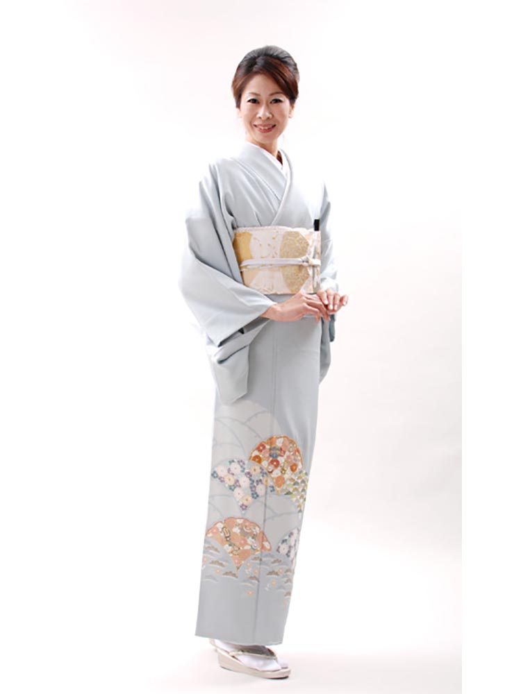 高級色留袖レンタル】I-133 水色 青海波に花々 LLサイズ 青海波