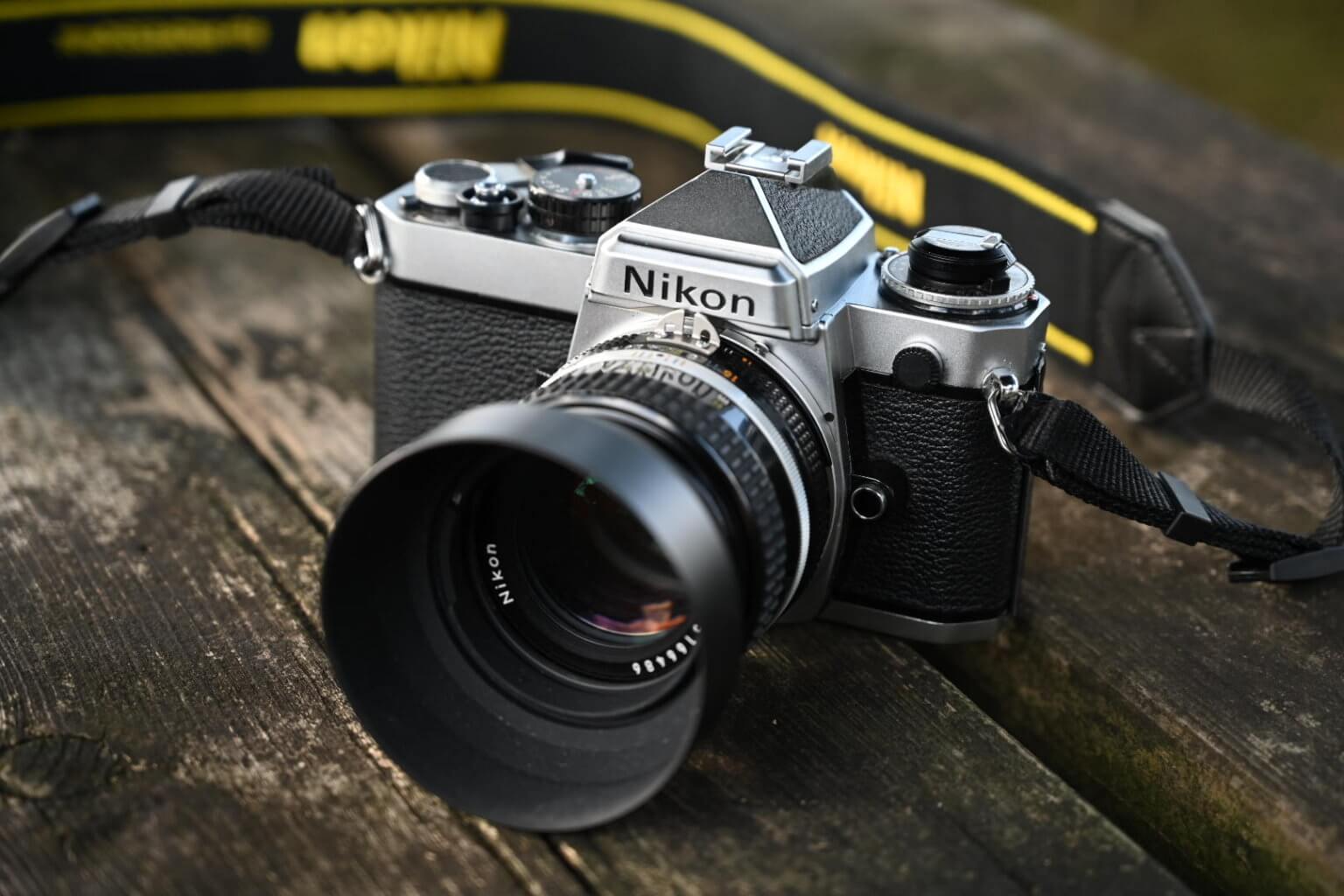 Nikon F 一眼レフカメラ 35mm フィルム ニコン Nikon FA ブラック 35mm