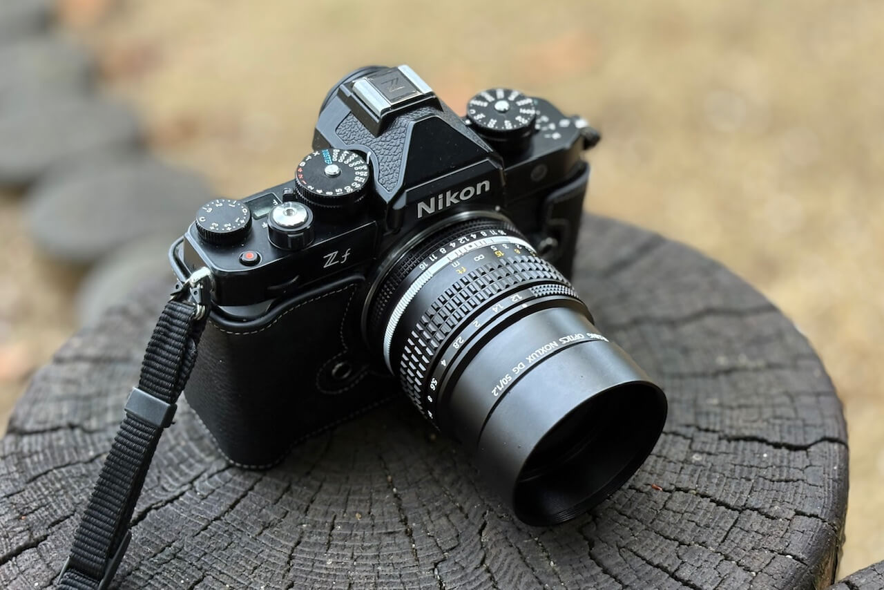 いよいよ待望のNikon Zf シルバーボディが登場。でもブラックボディも