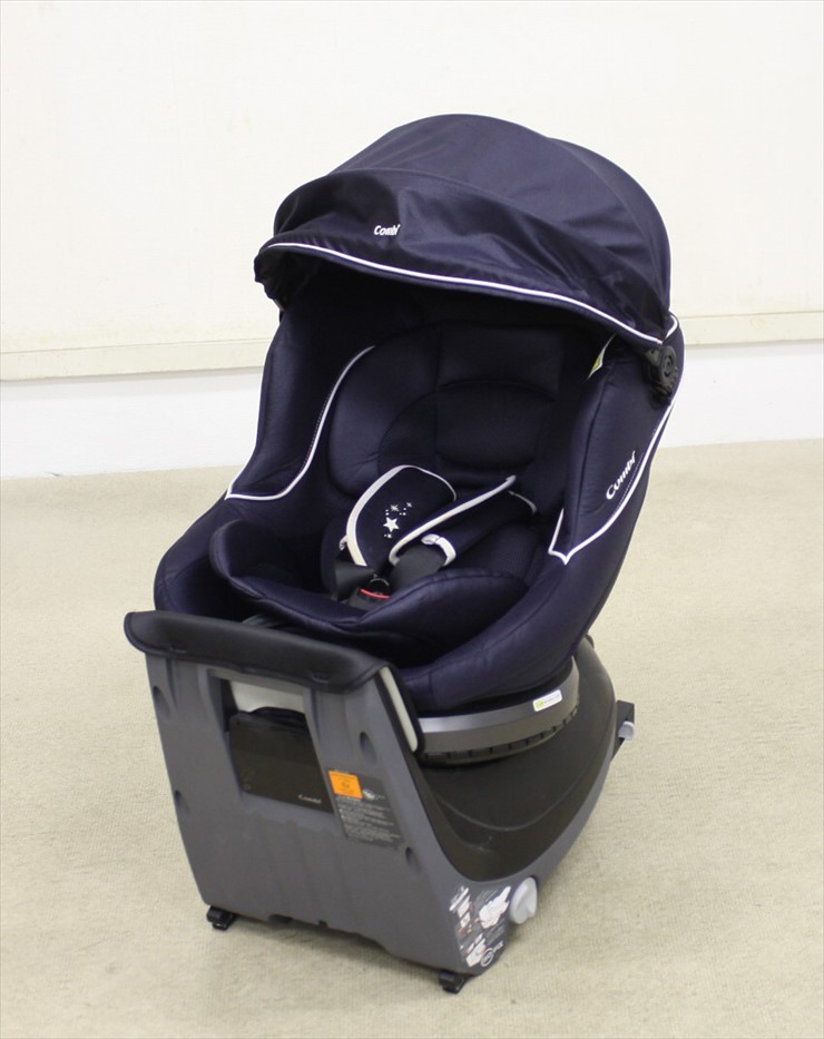 美品✨ コンビ クルムーブ ISOFIX シンプライト ネイビー 回転式 限定品