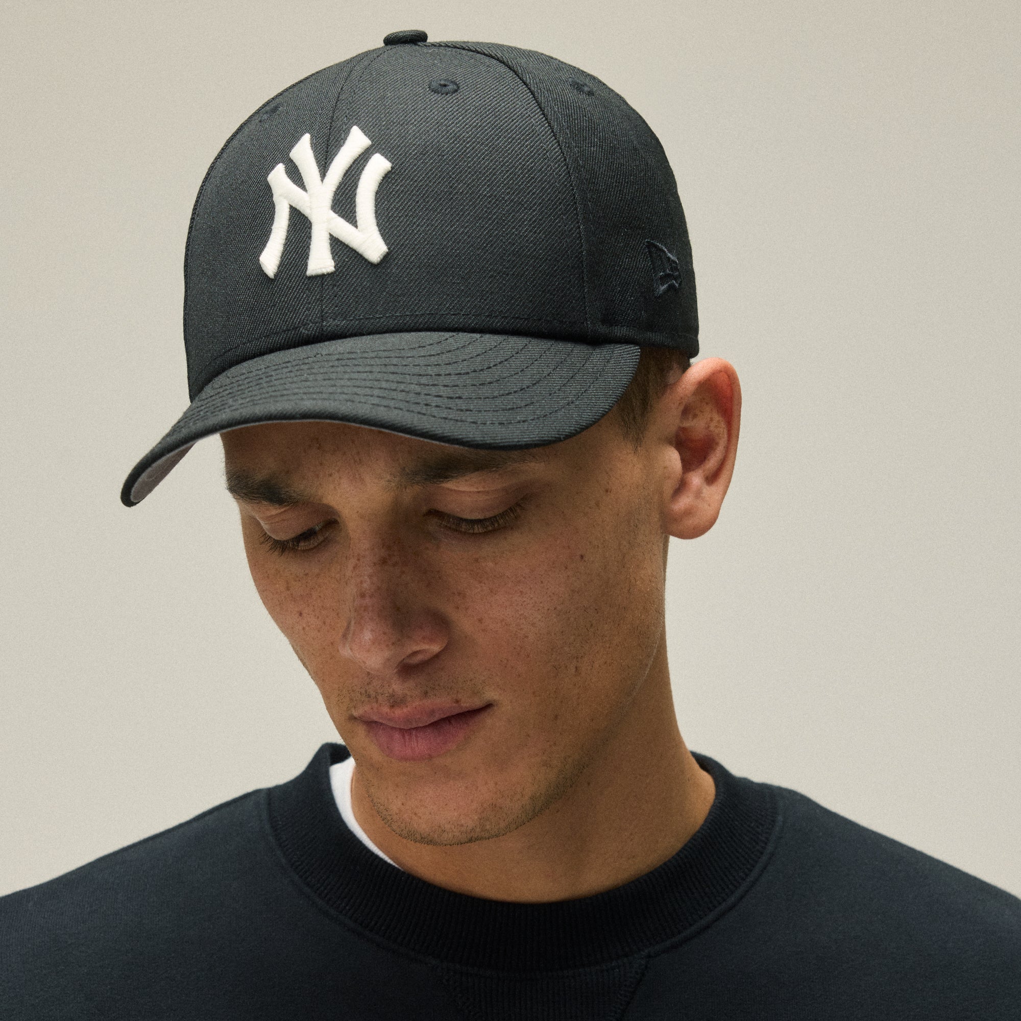 Kith & New Era for the New York Yankees 59FIFTY Low Profile Cap - Blac