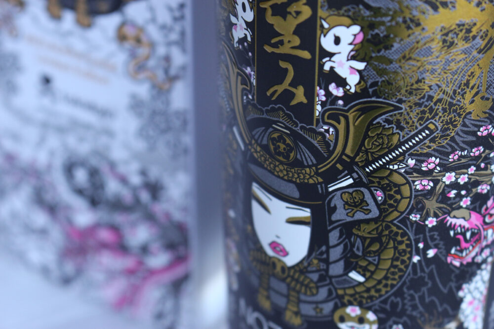 神戸蒸溜所＆ポップアートブランド「tokidoki」の『コラボウイスキー