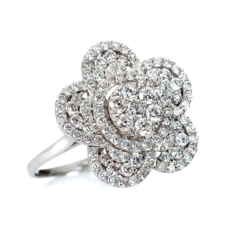 プラチナ フラワーパヴェ ダイヤモンド リング（合計1.00ct）｜真珠卸