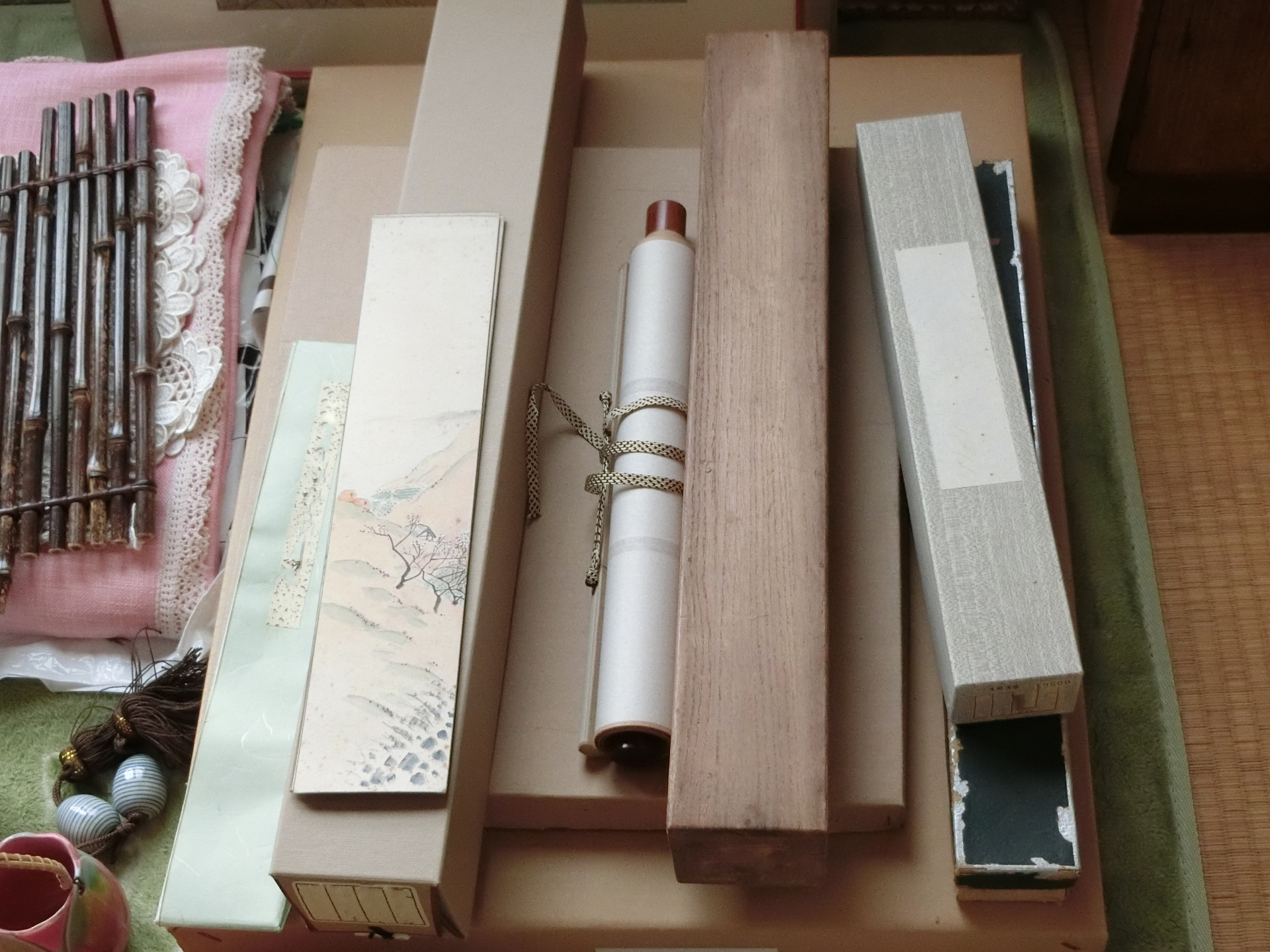 掛け軸の基礎知識｜価値ある掛け軸の特徴・有名作家一覧｜美術品・骨董