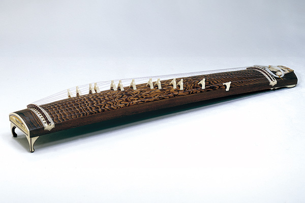 琴 箏について | 鈴木楽器製作所