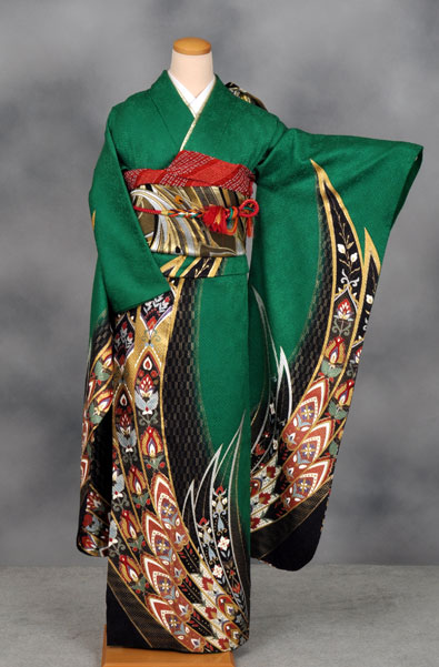 振袖(緑地・大胆な孔雀の羽)｜着物レンタルあき (来店着付け無料・全国