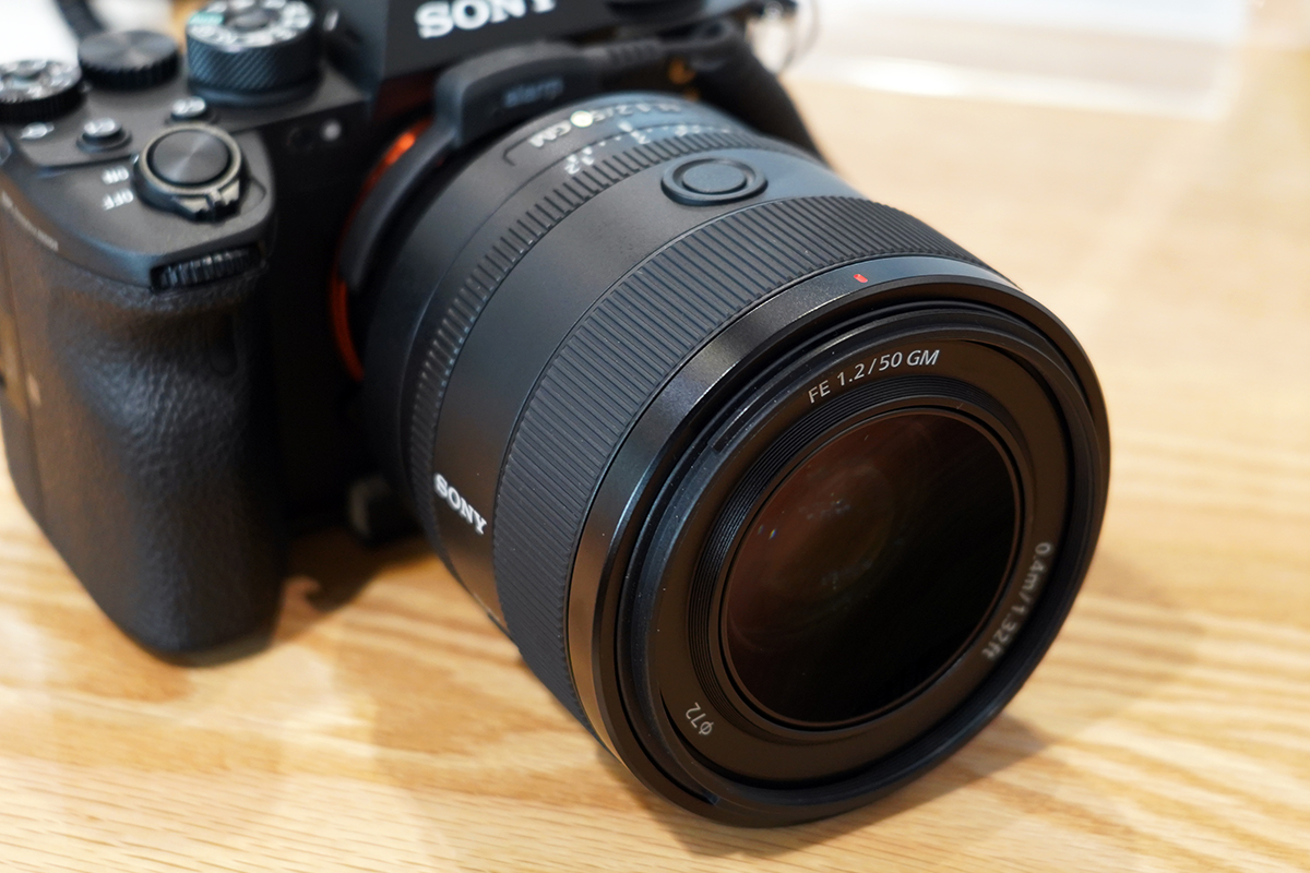 開放 F値1.2 の大口径単焦点レンズ GMaster FE 50 mm F1.2 GM