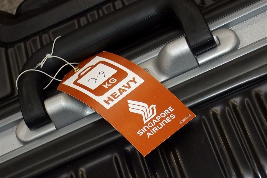 飛行機で預け荷物に付けられる「HEAVYタグ」 | KURU KURA（くるくら）