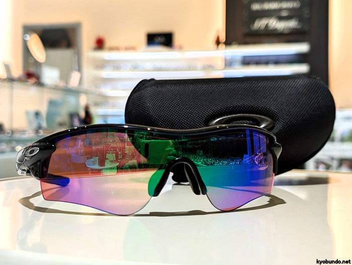 オークリー レーダーロックパスとHOYAの度付き偏光サングラスミラー