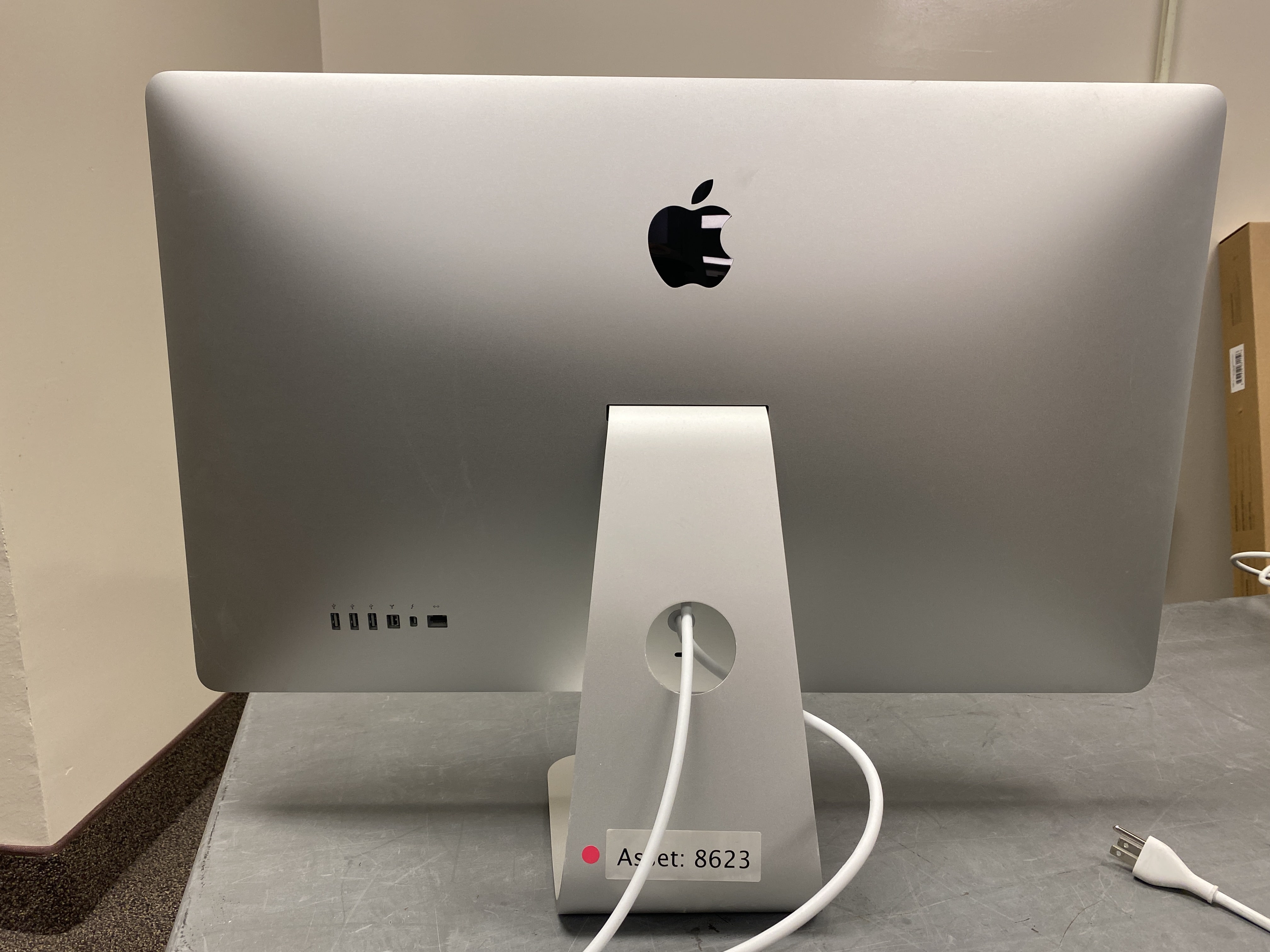 Apple Thunderbolt Display 27インチ MC914J/B 中古T6489604