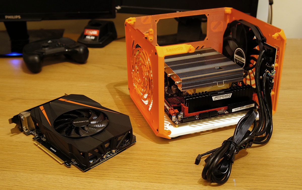 Lazer3D LZ7 i7-7700 Silent SFF Gaming Build