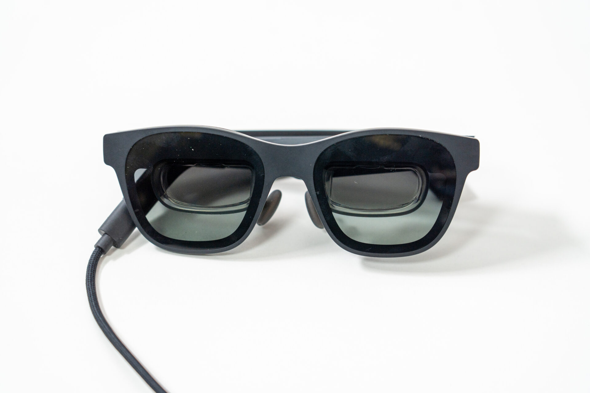 美品 XREAL Air 2 アウトレット Pro ARグラス XREAL Air2 Pro グレー