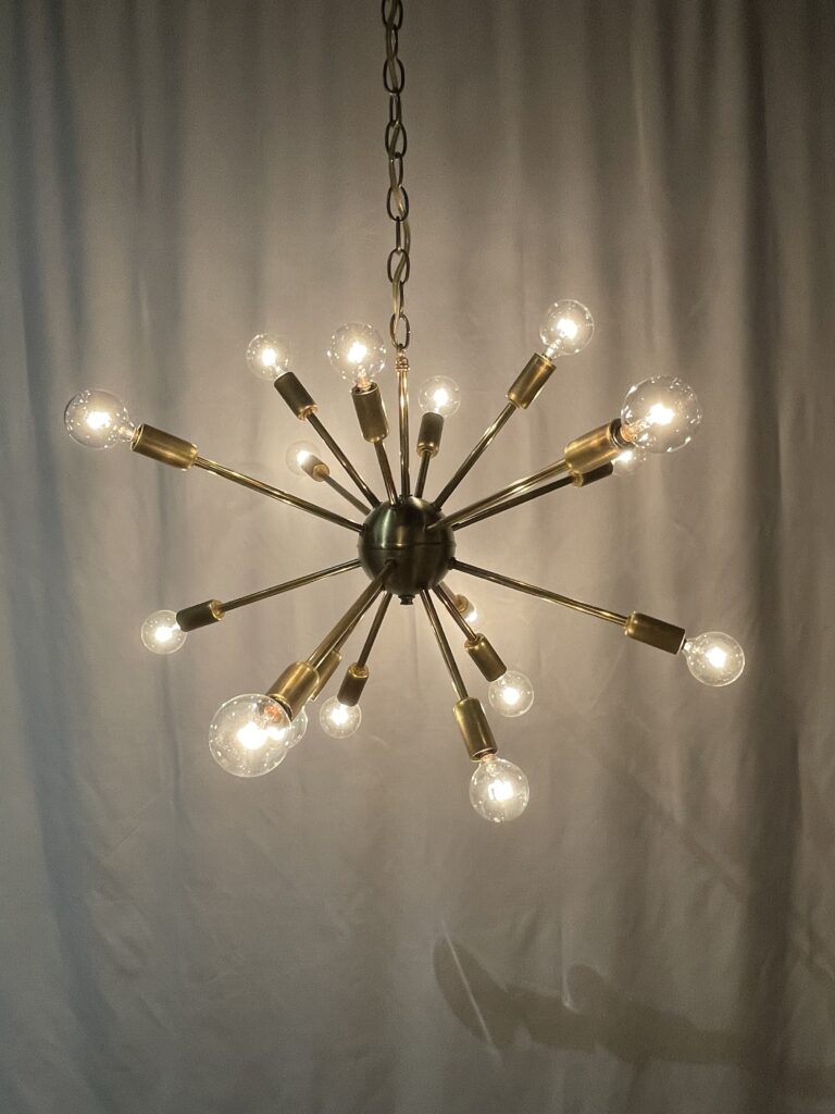 新商品紹介／スプートニク 16灯|藤沢のアンティークショップ