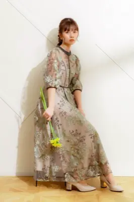 ピンクのフラワーエンブロイダリードレス | Dorry doll | M | 結婚式