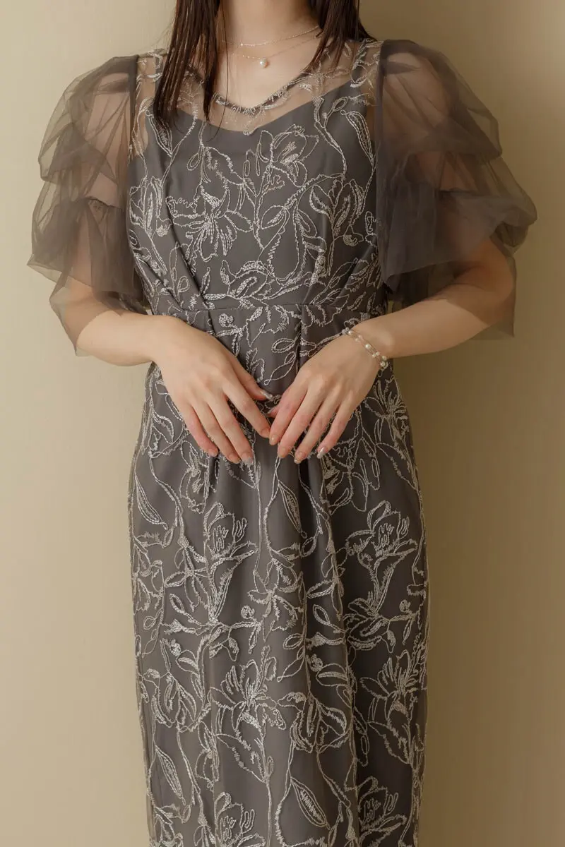 チャコールのフラッフィースリーブペンシルドレス | LE' RURE | S