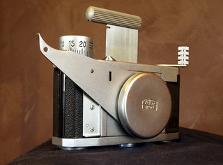 Tenax II - Camera-wiki.org - The free camera encyclopedia
