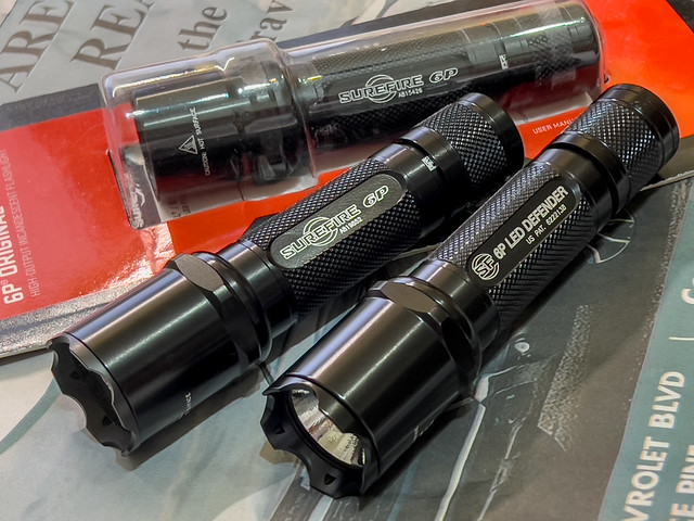 個人装備 SUREFIRE 6P DEFENDER SureFire 6P Defender Flashlight 6PD