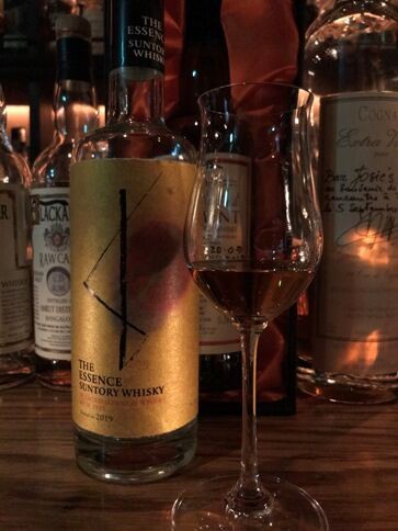 ザ エッセンス オブ サントリー ブレンデッドウイスキー リッチタイプ