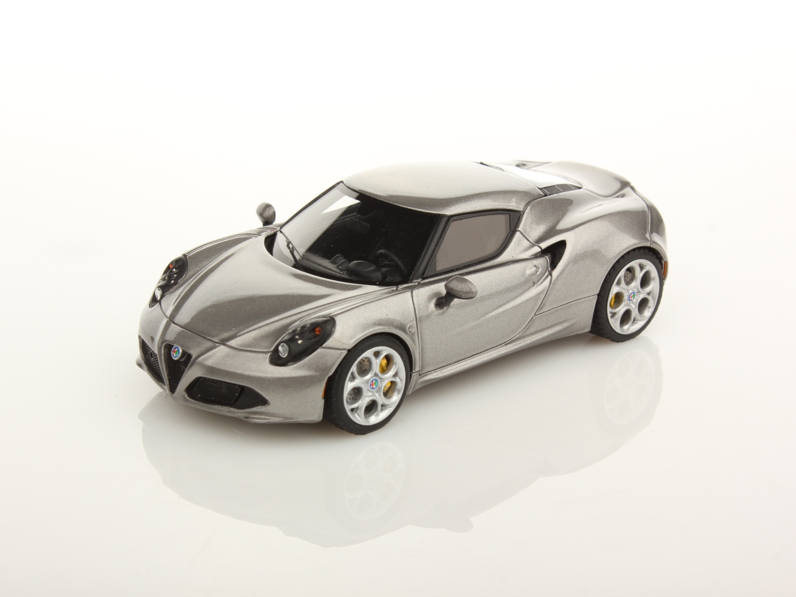 Alfa Romeo 4C ミニカー 1/43 スケール 4C Alfa 1⁄43 MINICAR