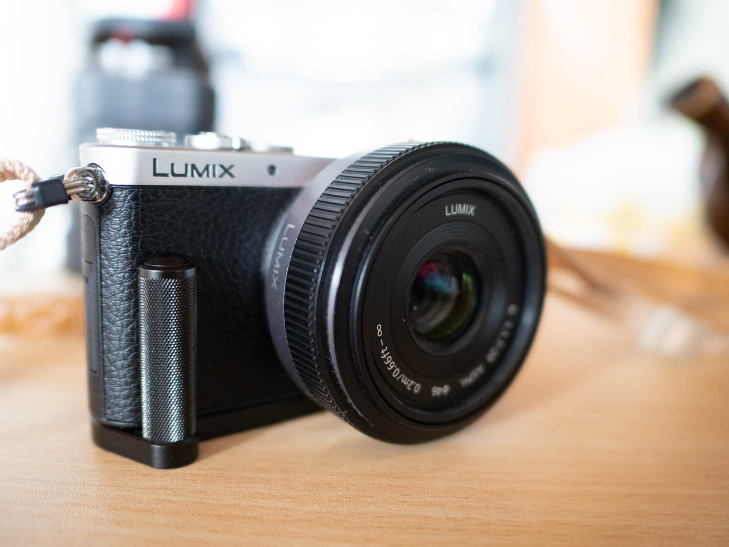 LUMIX GF-1 レンズ×2H-H020 H-FS045200 他セット LUMIX GF1のおすすめ人気