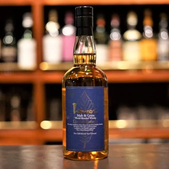 イチローズモルト&グレーンワールドブレンデッド リミテッドエディション青ラベル Amazon.co.jp: [青ラベル] イチローズモルト モルト＆グレーン