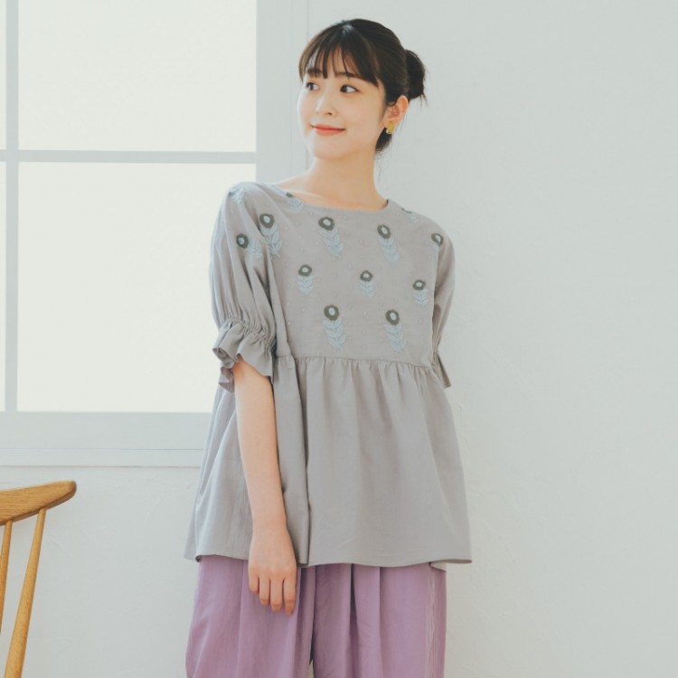kippis×ゆべし ときめく花刺繍ブラウス GRAY | 商品カテゴリ一覧