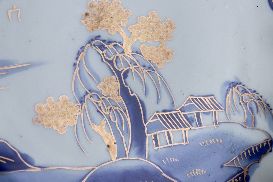 古伊万里 金彩 色絵皿 白抜き技法 兎 花籠 雪輪 大皿 【公式通販】