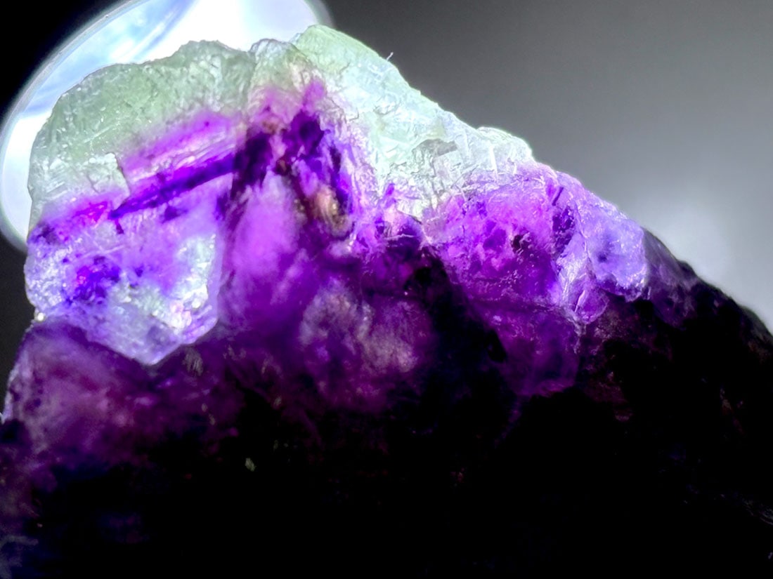 希少フローライト 蛍石 3キロ 浙江省産 フローライト ( 蛍石 )/ Fluorite