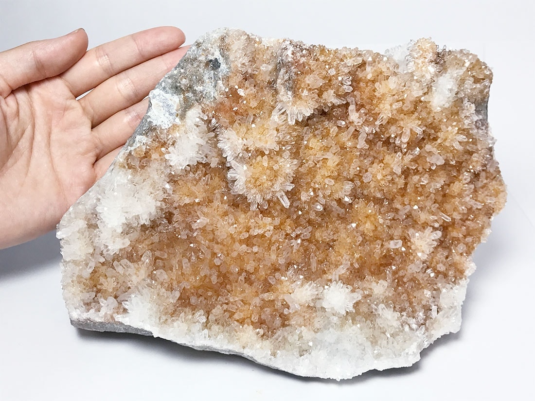 龍脈の精髄 九州産虹入り水晶クラスター抜群の透明度 龍脈の精髄 水晶