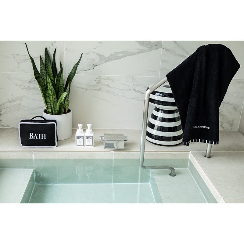 TravelPouch(BATH) | TRAVEL GOODS | THE WEEKEND HOTEL