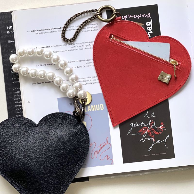 WEST. BIG LOVE SONG ハート型ポーチ 【当選 新品未開封】 WEST. BIG