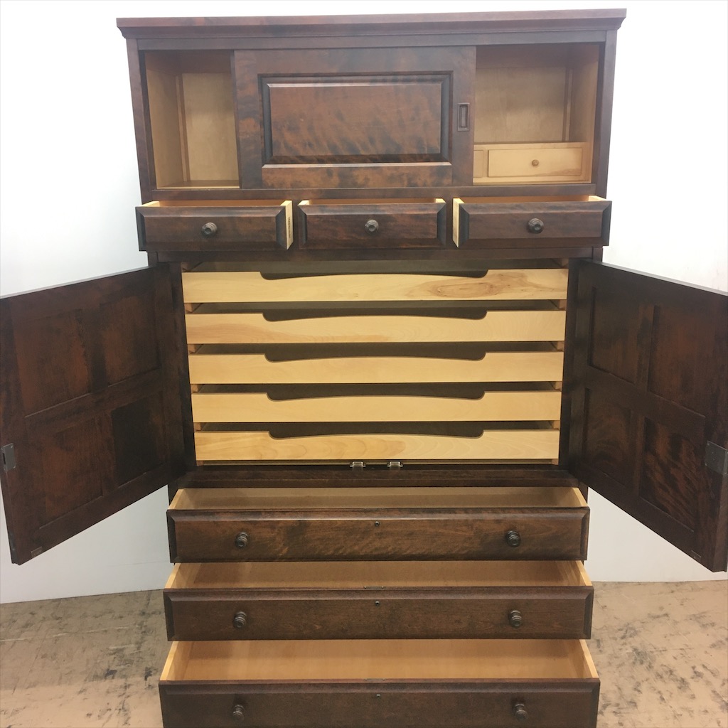 北海道民芸家具 樺 カバ材 無垢 6段 9杯 整理箪笥 タンス 箪笥