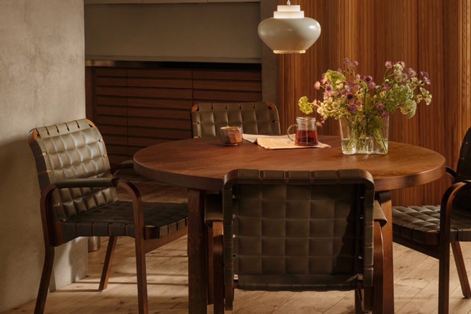 アアルト テーブル 円形（アルテック／Artek） フリーデザイン ｜ 北欧