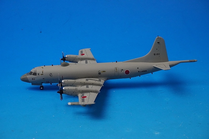 全日空商事 1/200 P-3C 海上自衛隊 VP-5 TIDA滑走路プレート付 全日空