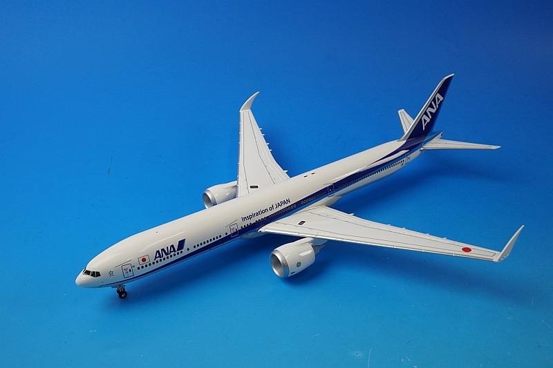 1/200 B777-9 ANA 地上姿勢 主翼折りたたみ ギア付き ＊レジ番付与なし
