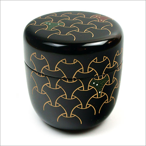 茶道具 棗/茶器/なつめ】 中棗 独楽繋ぎ蒔絵 黒漆塗 木製 菅谷慶峰作