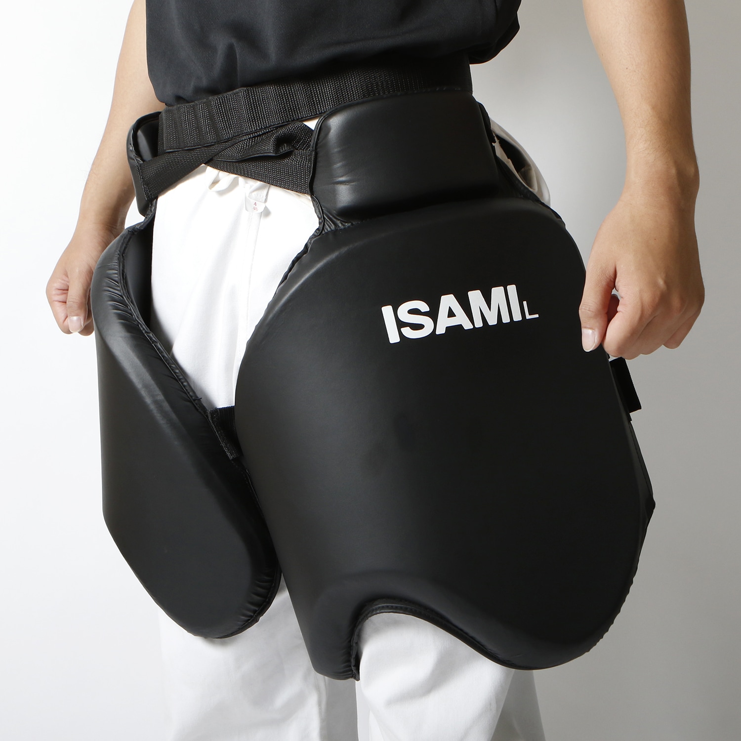 ローキックプロテクター | 新商品 | ISAMI(イサミ) |格闘技 武道具用品