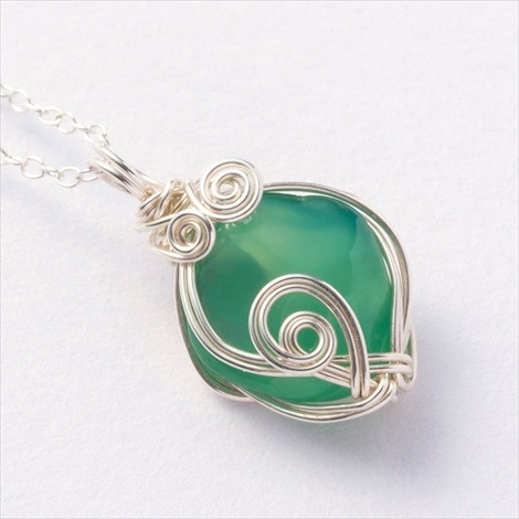 ハルトからのプレゼント 鉱石のペンダント グリーンメノウ 囚われのパルマ