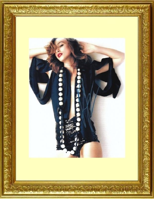 キーラナイトレイ サイン入り写真額縁 Keira Knightley キーラ
