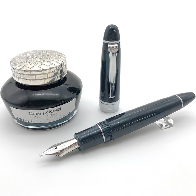 BMW純正 万年筆とボールペン のセット BMW純正 万年筆 ポールペン