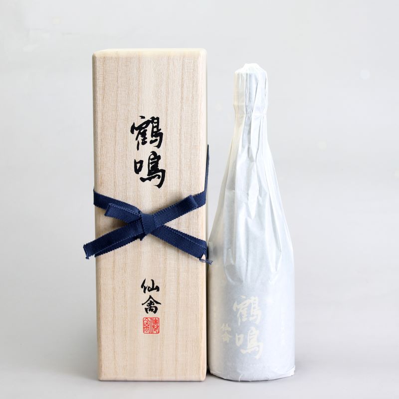 仙禽 鶴鳴 醸（かもす） 木箱入 720ml｜栃木の地酒通販｜淀川酒店(栃木県)